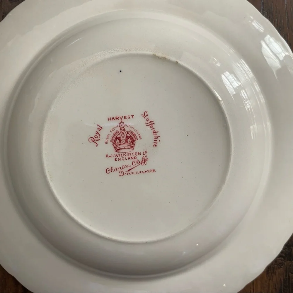 Royal Staffordshire Clarice Cliff Harvest 8